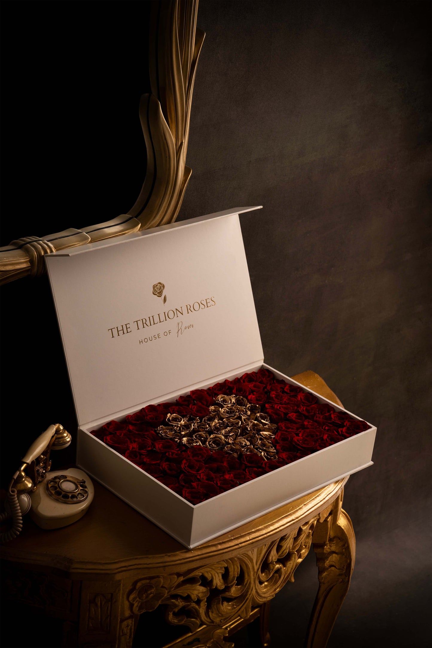 THE GIFT BOX - GOLDEN HEART CURATION